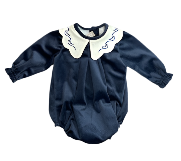 Carmina Navy Velvet Boy’s Bubble – Midnight Blue Velvet with Hand-Embroidered Scalloped Collar